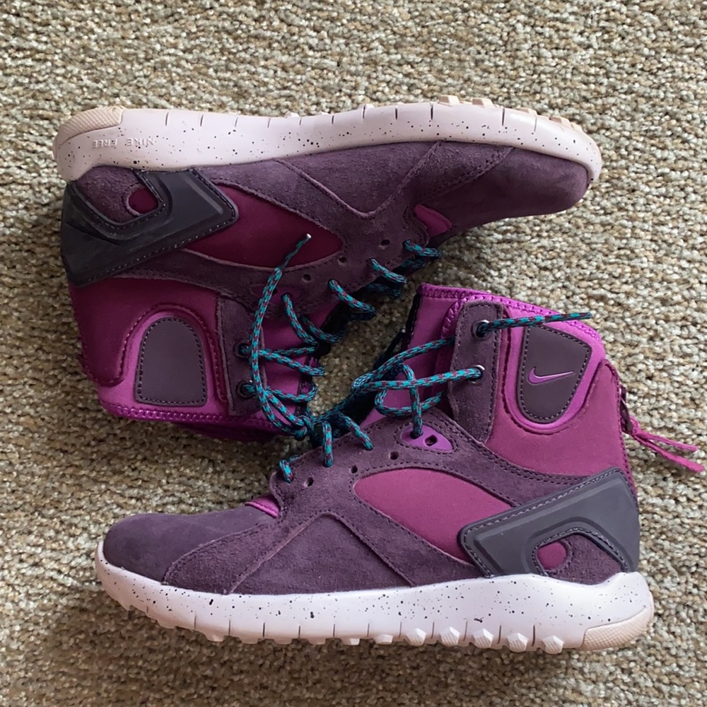 Nike - high tops